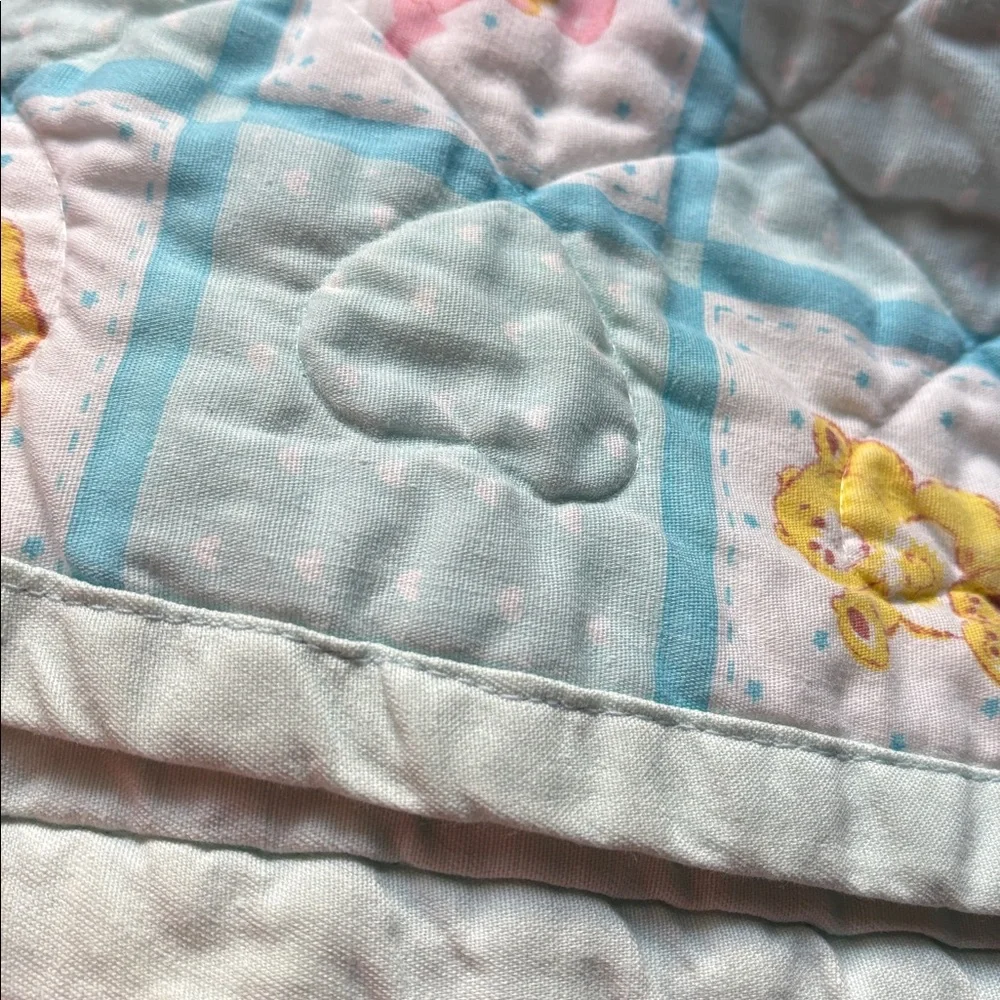 CARE BEARS VINTAGE PRE OWNED HANDMADE NURSERY BABY QUILT 29 X 41